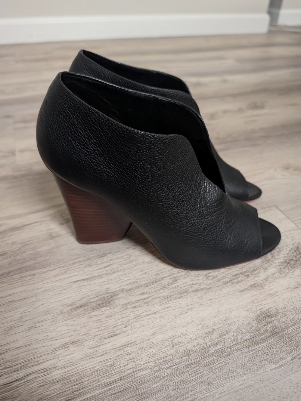 Vince Camuto Andrita Peep Toe Booties
